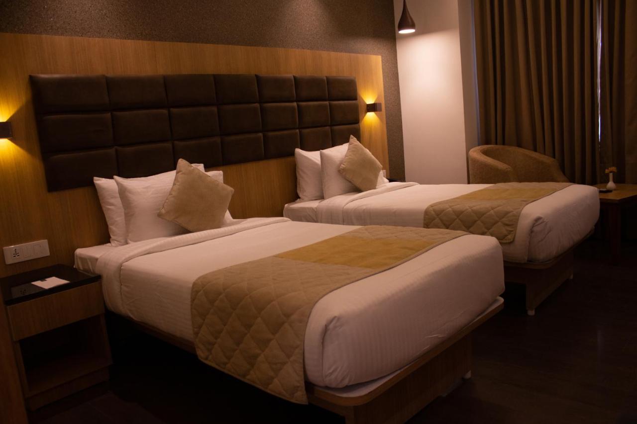 Shivas Galaxy Hotel Devanahalli Dış mekan fotoğraf