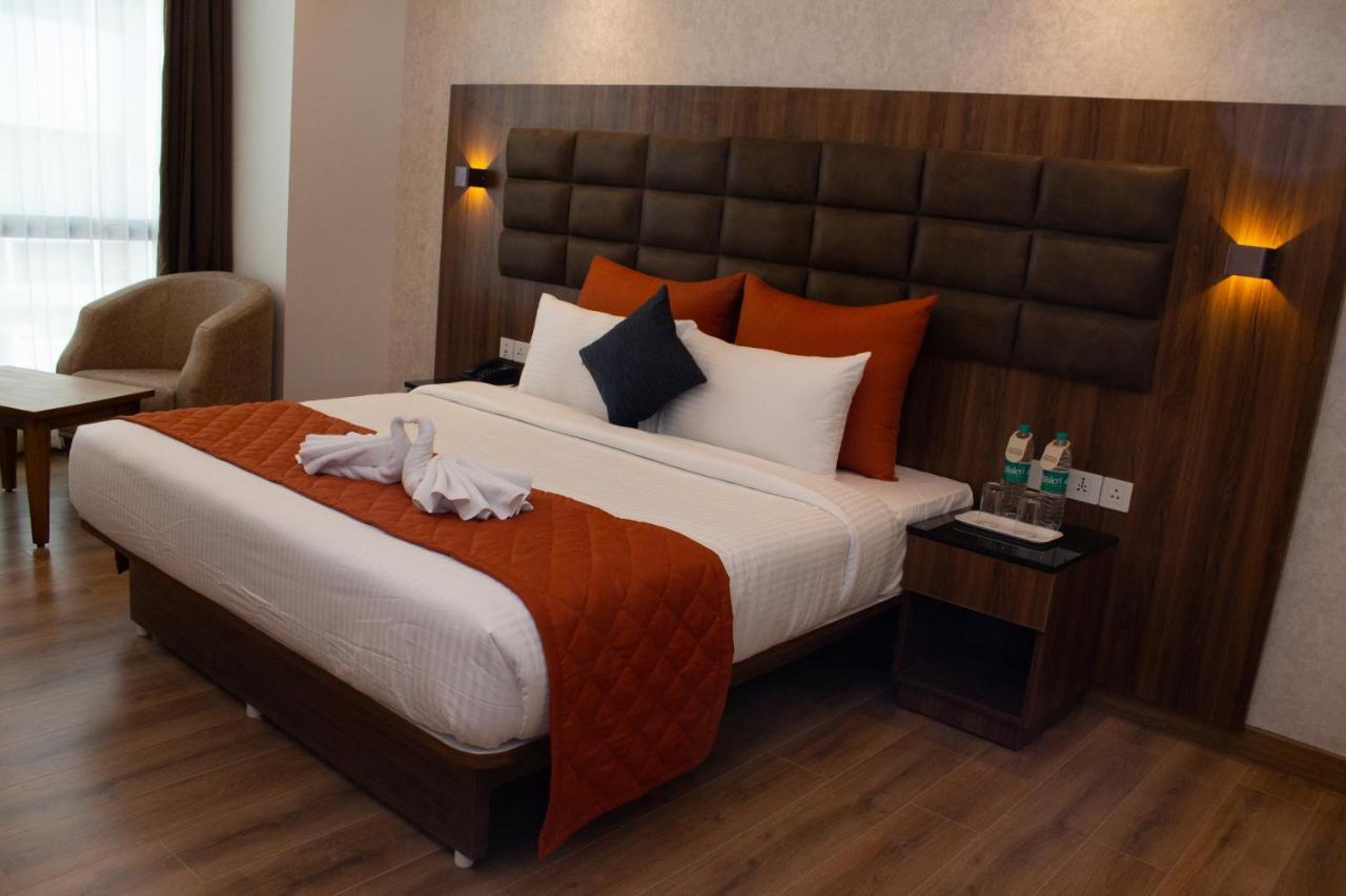 Shivas Galaxy Hotel Devanahalli Dış mekan fotoğraf