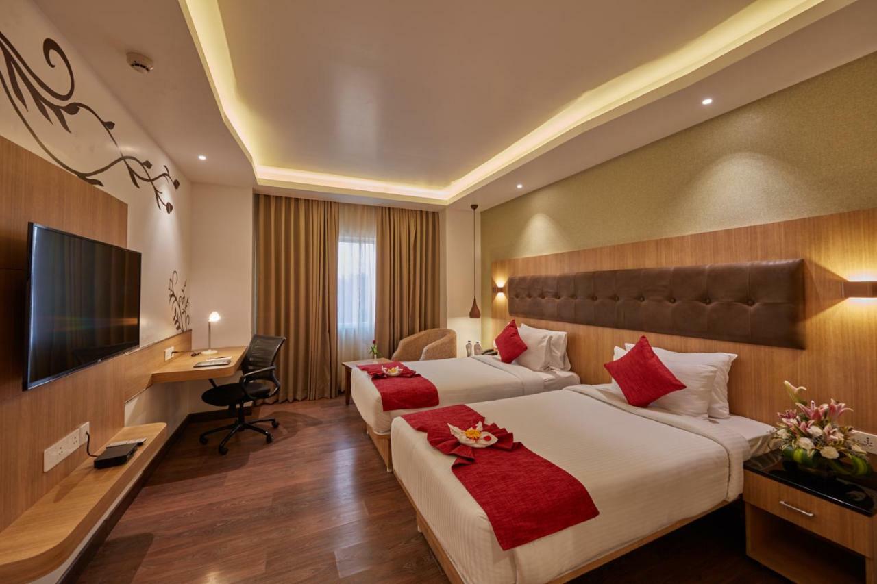 Shivas Galaxy Hotel Devanahalli Dış mekan fotoğraf